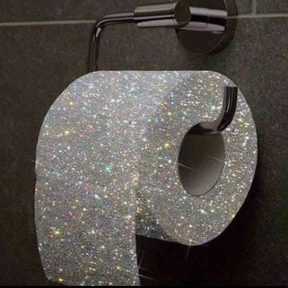 Meet your Posher, Ajee